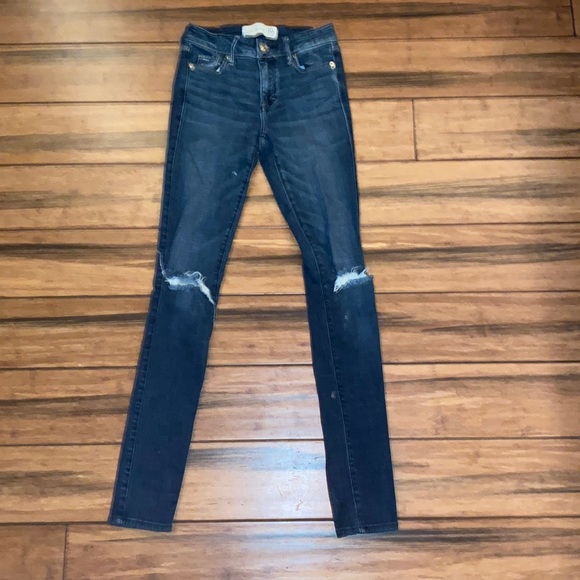 Abercrombie & Fitch Super Skinny Ripped Jeans - Picture 1 of 3